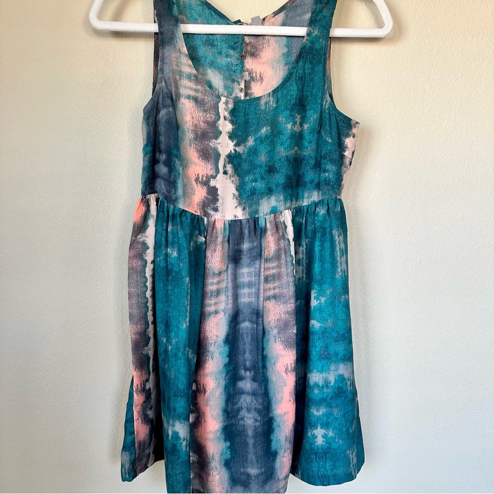 XS Ecote UO Dress